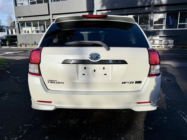2013 Toyota Fielder Hybrid G Aero | 82k KM Carousel 4