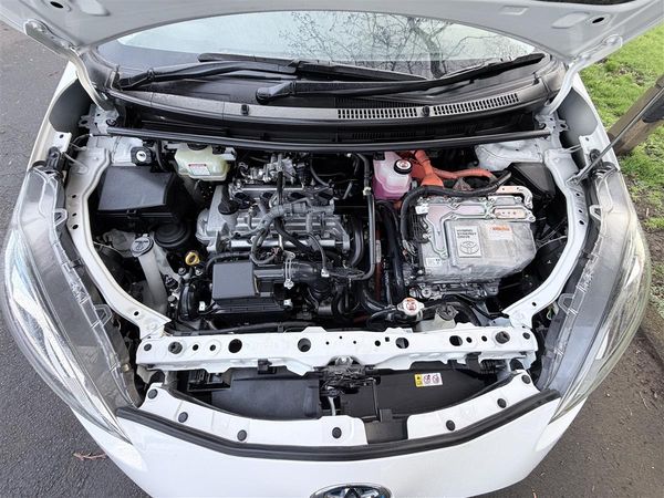 2021 Toyota Aqua S Hybrid | Toyota Safety Sense | White Carousel 12