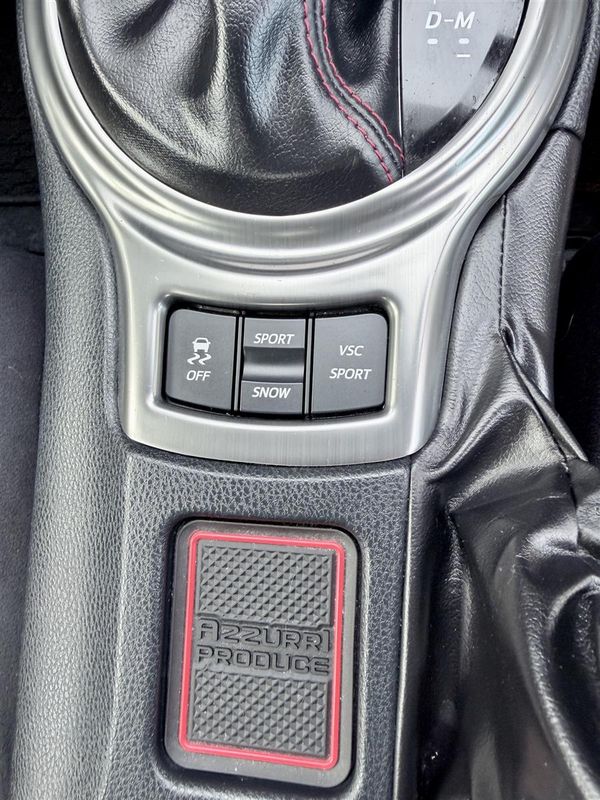 2014 Toyota 86 Low KM Sports Coupe – Fun to Drive Carousel 13