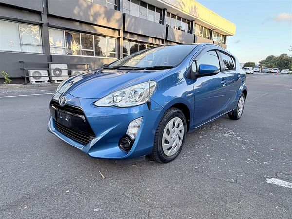 2016 Toyota Aqua Safety Sense | Push Start | 43k Carousel 2