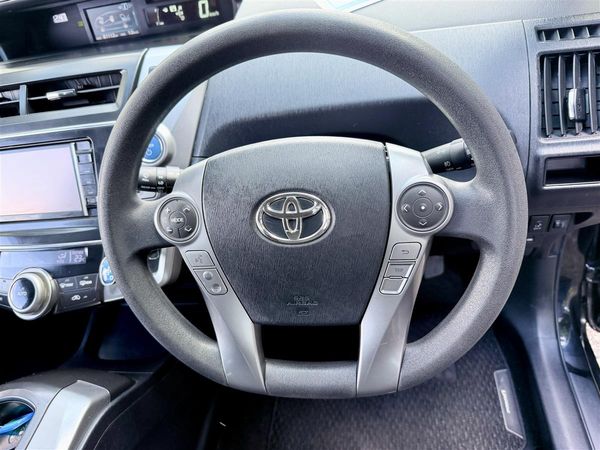 2015 Toyota Prius Alpha Hybrid 7-Seater Modellista Carousel 13