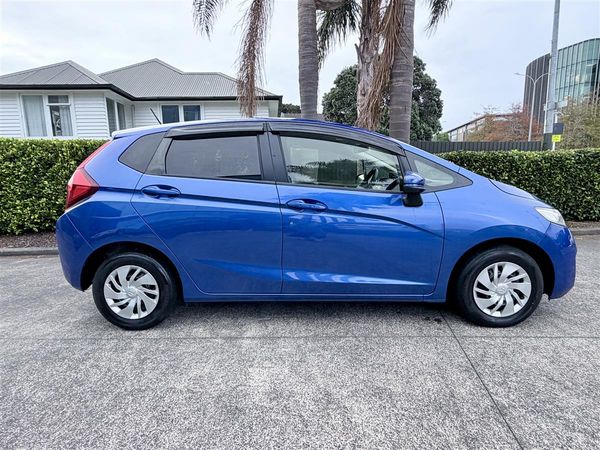 2015 Honda Fit G | 70k KM | Auto Hatch Carousel 19