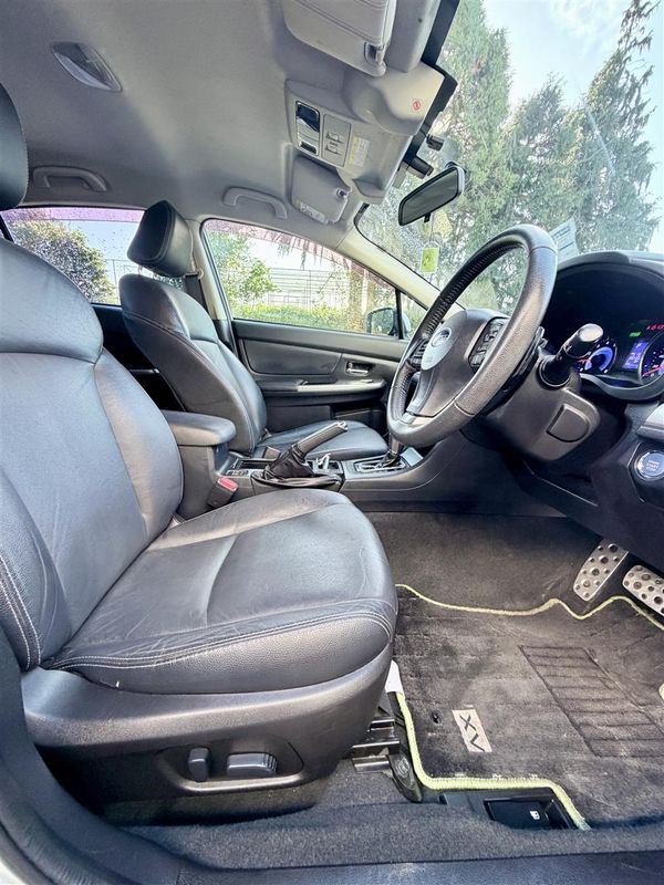 2015 Subaru XV Hybrid | AWD | 84k KM | SUV Carousel 7