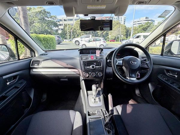 2012 Subaru Impreza 2.0i Low KM Carousel 24