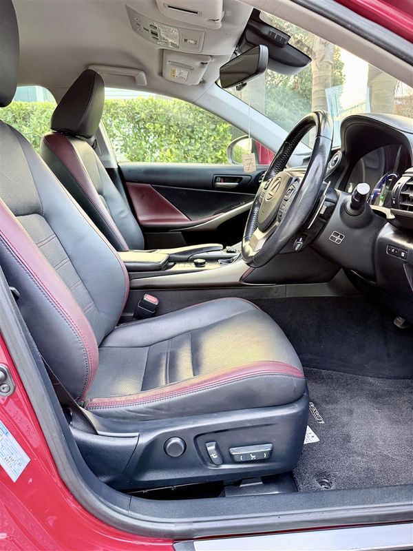 2018 Lexus IS 300h Hybrid | Luxury Sedan | 93k Carousel 9