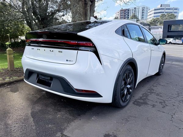 2023 Toyota Prius X | Latest Model | Hybrid Carousel 5