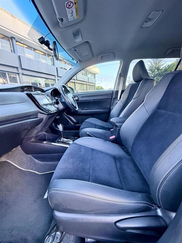2013 Toyota Fielder Hybrid G Aero | 82k KM Carousel 9