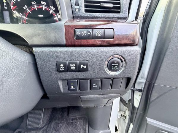 2012 Toyota Vellfire 2.4Z | 7 Seater | Luxury Van Carousel 11