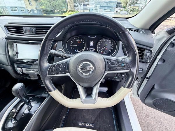 2018 Nissan X-Trail Mode Premium | Luxury SUV | 88k Carousel 15