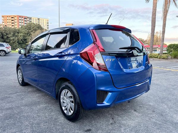2014 Honda Fit 71k KM | Auto Hatch Carousel 6
