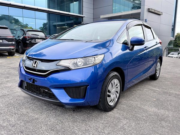 2015 Honda Fit G | 70k KM | Auto Hatch Carousel 6
