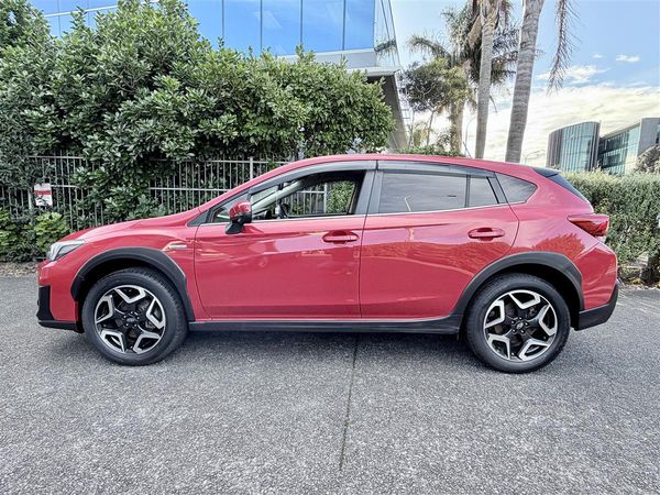 2019 Subaru XV Hybrid AWD Carousel 3