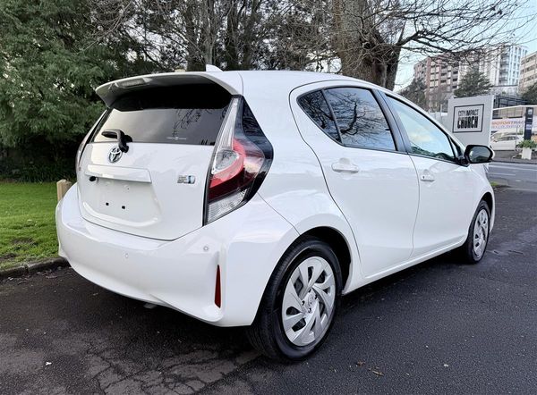 2021 Toyota Aqua S Hybrid | Toyota Safety Sense | White Carousel 4