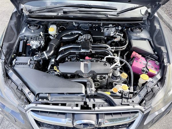 2012 Subaru Impreza 2.0i Low KM Carousel 31