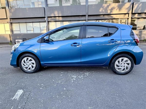 2016 Toyota Aqua Safety Sense | Push Start | 43k Carousel 3
