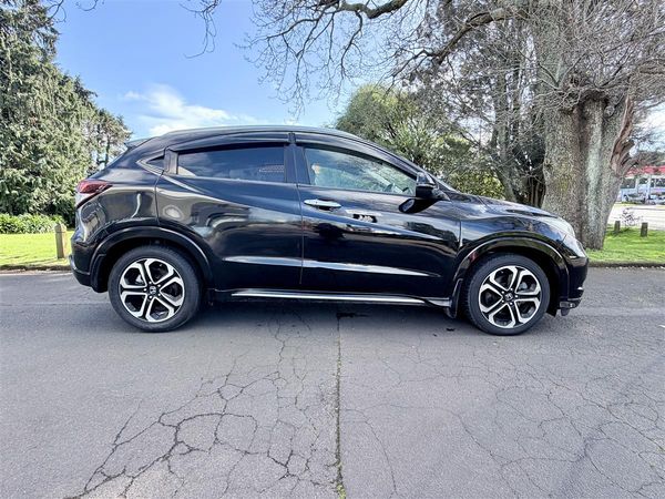 2017 Honda Vezel Z Spec • Hybrid • Honda Sensing • 56k Carousel 3