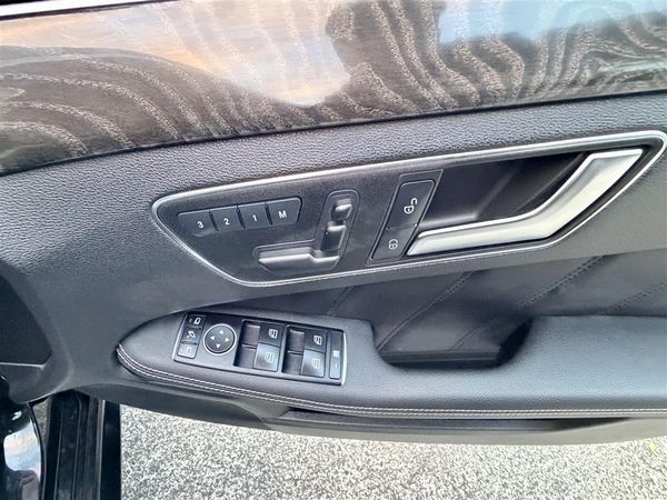 2013 Mercedes-Benz E 250 Avantgarde | 76k KM | Luxury Carousel 11