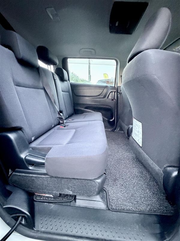 2015 Toyota Sienta Hybrid G | 7 Seater | Pearl Carousel 10