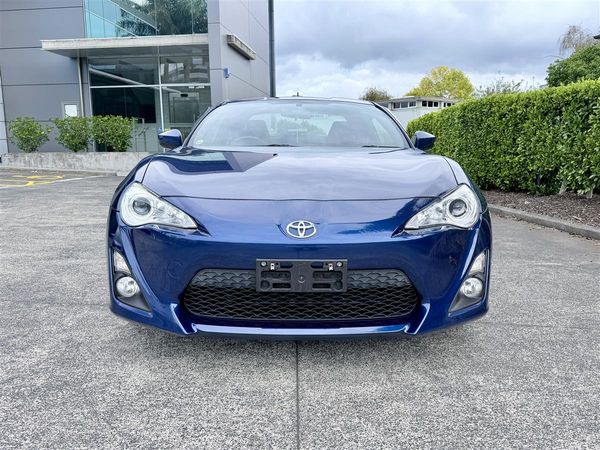2014 Toyota 86 Low KM Sports Coupe – Fun to Drive Carousel 1