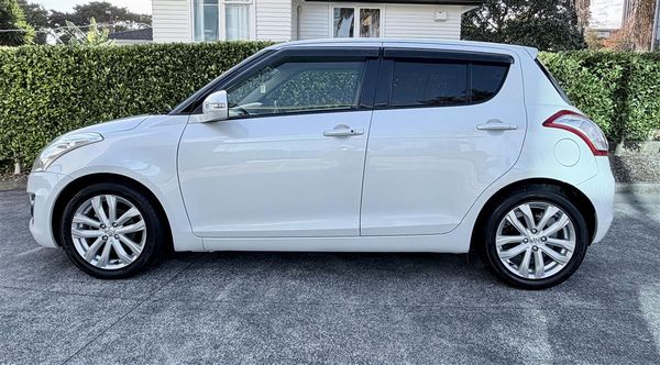 2015 Suzuki Swift XL-DJE Carousel 3