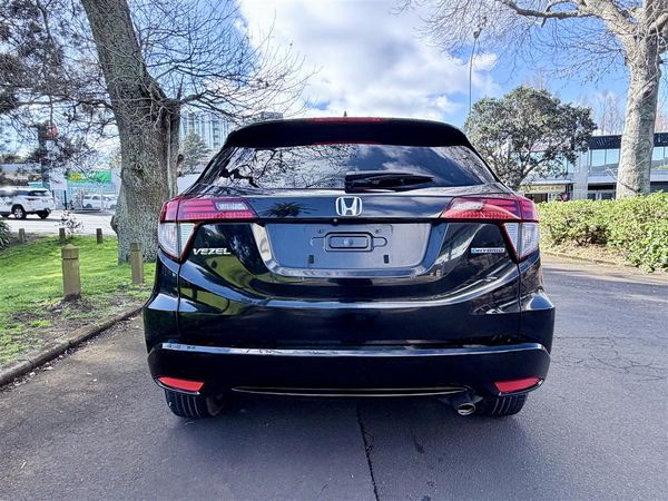 2017 Honda Vezel Z Spec • Hybrid • Honda Sensing • 56k Carousel 5