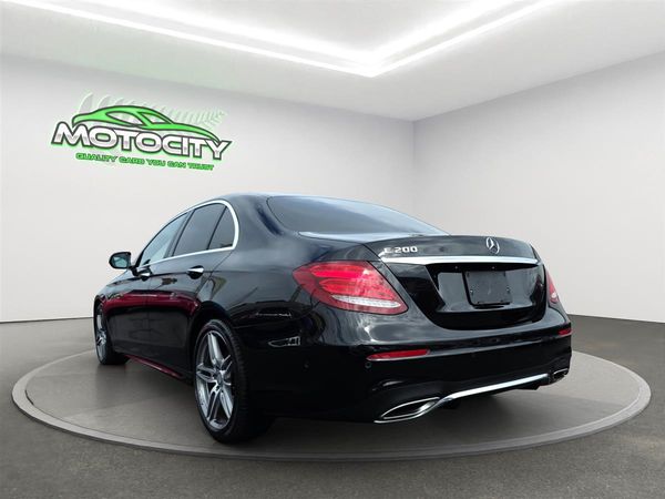 2017 Mercedes-Benz E 200 E200, Sedan Carousel 4