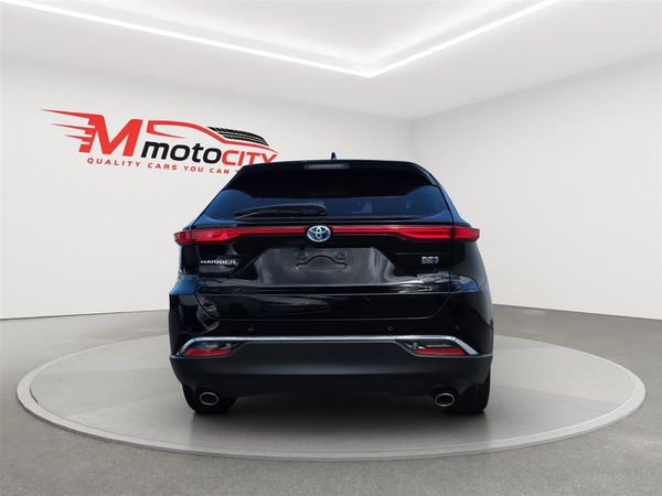 2020 Toyota Harrier HYBRID, G Pack, Radar Cruise, Leather seats Carousel 3