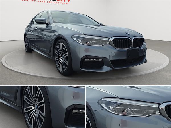 2017 BMW 530i M SPORT Carousel 18