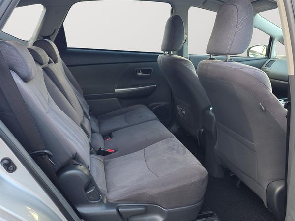 2012 Toyota Prius ALPHA 7 SEATS, CRUISE CONTROL Carousel 14