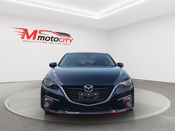 2015 Mazda Axela 20s sports, Cuise control, Paddle Shifts Carousel 7