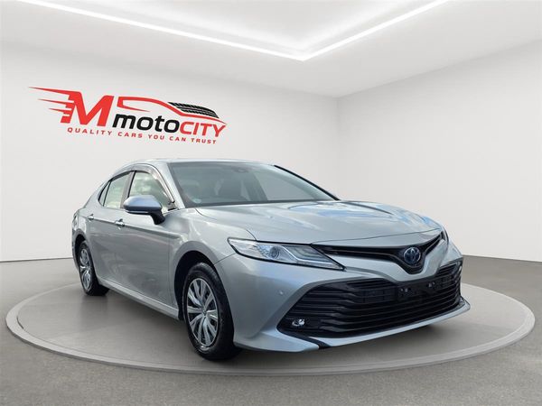 2021 Toyota Camry HYBRID, X, Low Kms