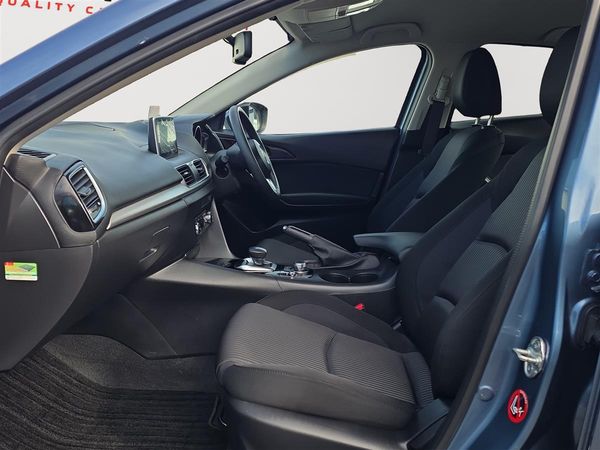 2014 Mazda Axela HYBRID, HUD, CRUISE CONTROL Carousel 15