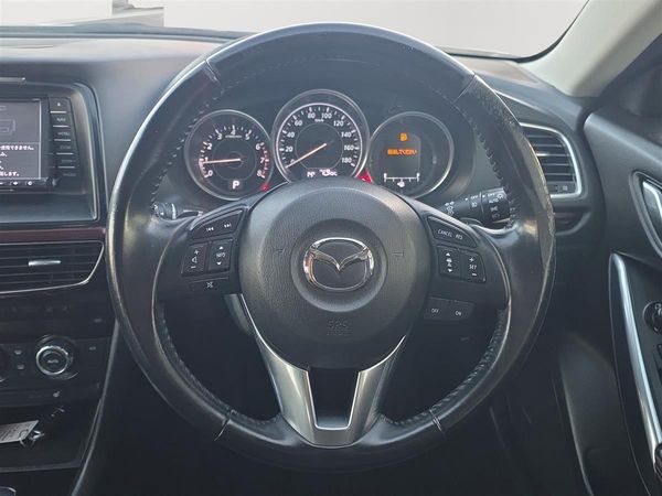 2014 Mazda Atenza SL Package, Radar Cruise, Leather heated Seats Carousel 17