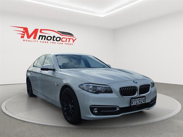 2017 BMW 523i Luxury, Leather heated seats, Adaptive cruise