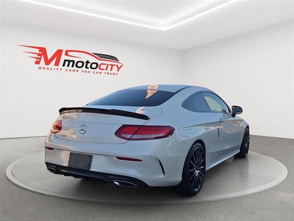 2016 Mercedes-Benz C 300 COUPE Carousel 2