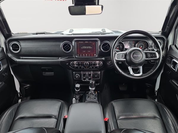 2022 Jeep Wrangler SAHARA UNLIMITED, RADAR CRUISE Carousel 16