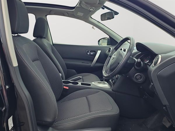 2014 Nissan Dualis PANORAMIC ROOF Carousel 12
