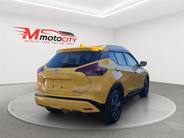 2020 Nissan Kicks E-POWER Carousel 2
