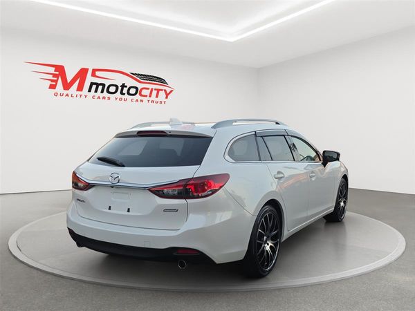 2014 Mazda Atenza SL Package, Radar Cruise, Leather heated Seats Carousel 2