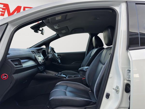2018 Nissan Leaf X, LEATHER HEATED SEATS, RADAR CRUISE, Carousel 13