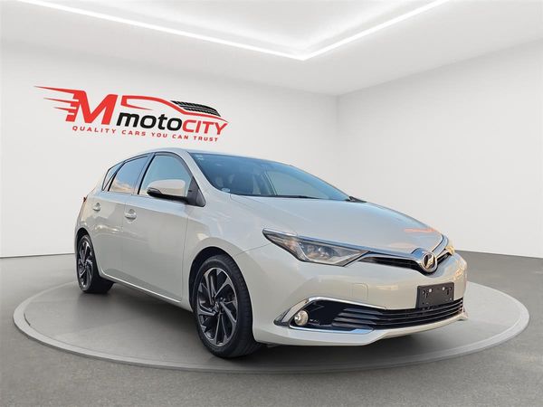 2015 Toyota Auris Leather Seats, Lane Assist, Cruise control