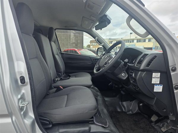 2018 Toyota Hiace VAN LONGDX GL PACKAGE Carousel 8