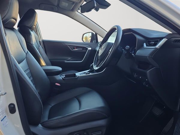 2019 Toyota RAV4 4WD, G Pack, Leather Heated Seats, Radar Cruise Carousel 12