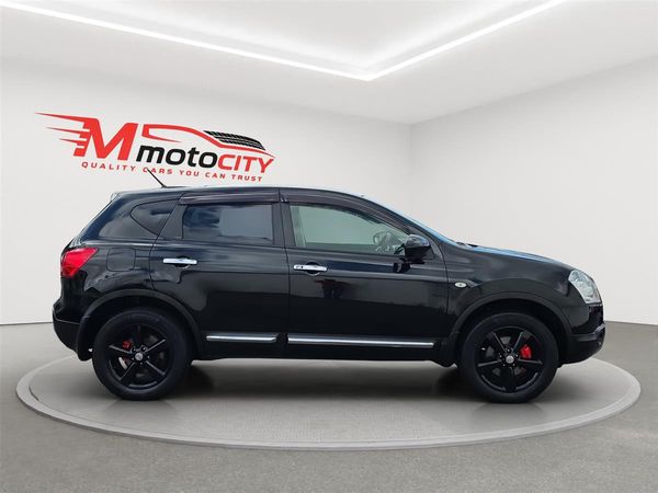 2014 Nissan Dualis PANORAMIC ROOF Carousel 1