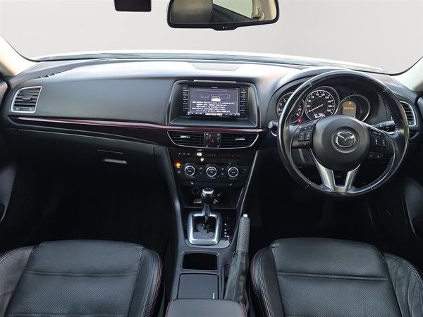 2014 Mazda Atenza SL Package, Radar Cruise, Leather heated Seats Carousel 16