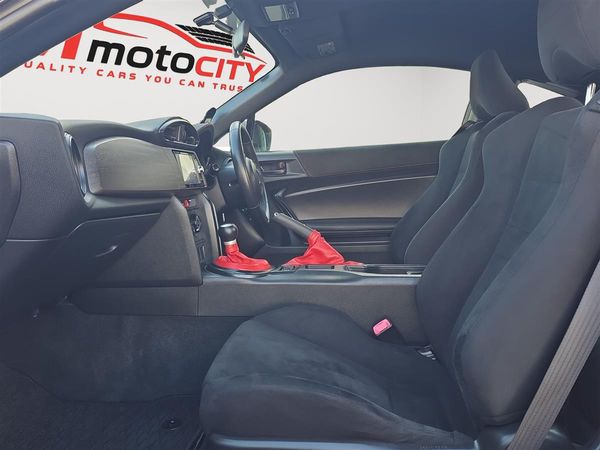 2015 Toyota 86 G, Modellista Body kit Carousel 14