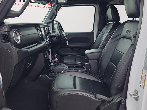 2022 Jeep Wrangler SAHARA UNLIMITED, RADAR CRUISE Carousel 15