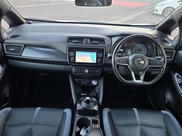 2018 Nissan Leaf X, LEATHER HEATED SEATS, RADAR CRUISE, Carousel 14