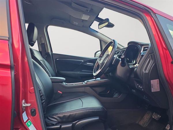2019 Honda Shuttle X, HYBRID, ADAPTIVE CRUISE, LANE ASSIST Carousel 12