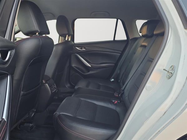 2014 Mazda Atenza SL Package, Radar Cruise, Leather heated Seats Carousel 13